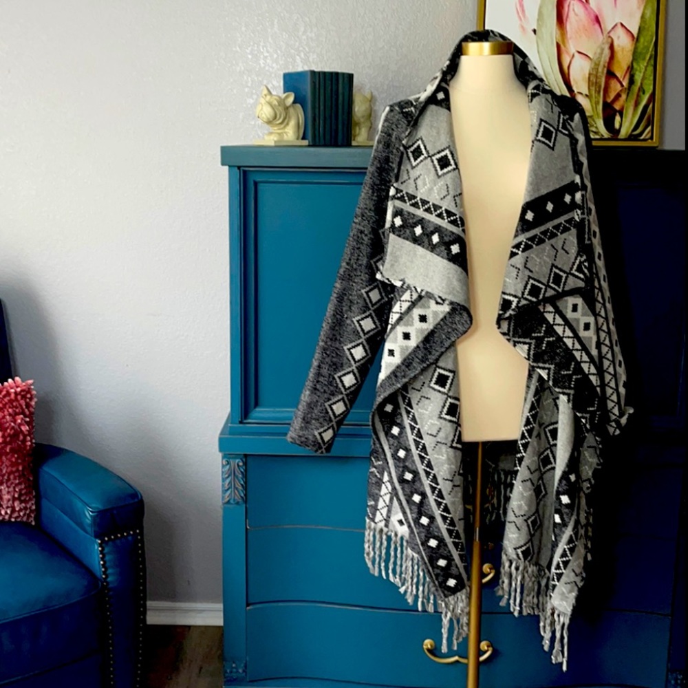 Fabulous “Shacket” that drapes beautifully!